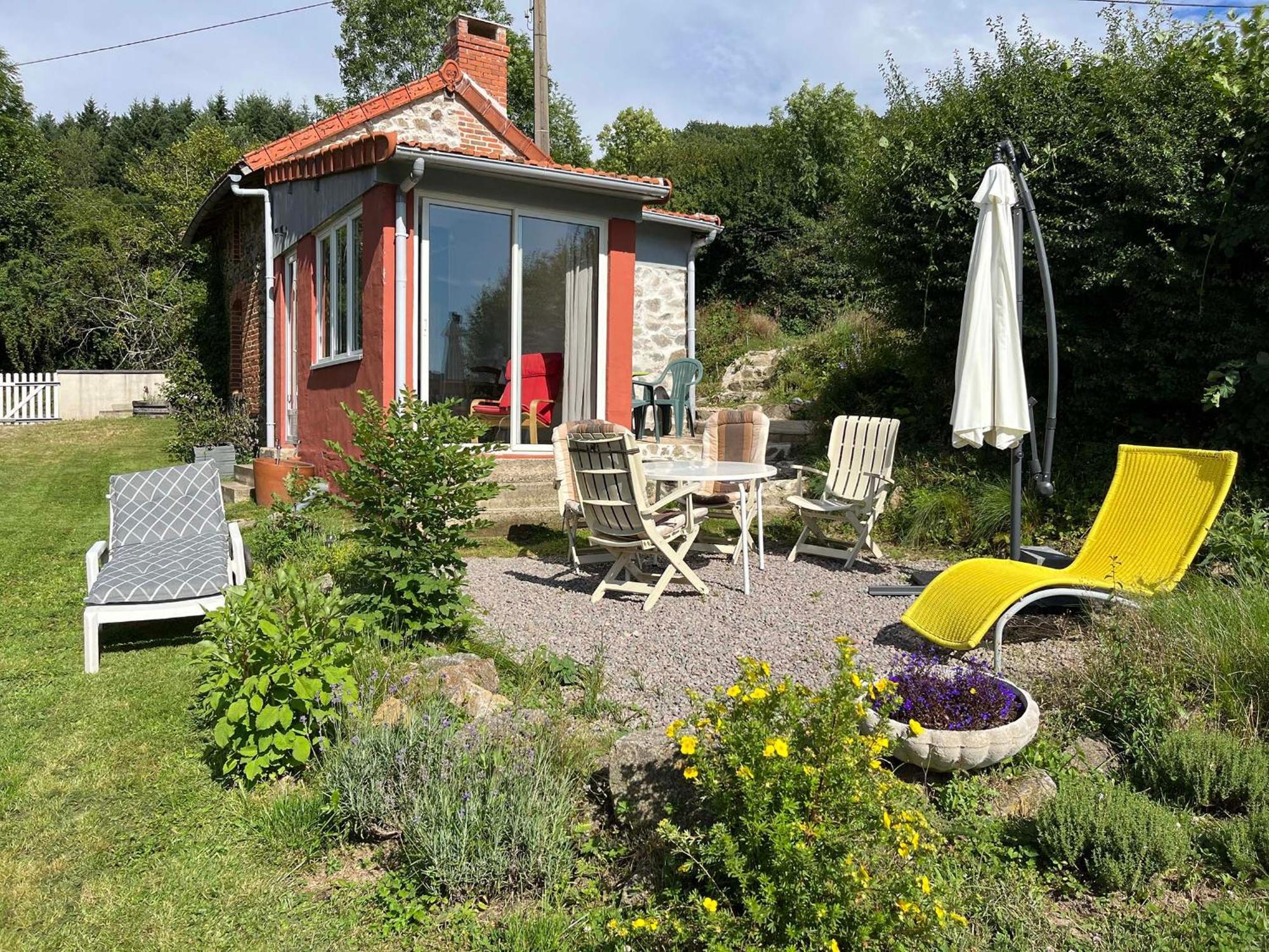 NOISETTE : maison indépendante pour 2, tout inclus Teilhet  Exterior foto